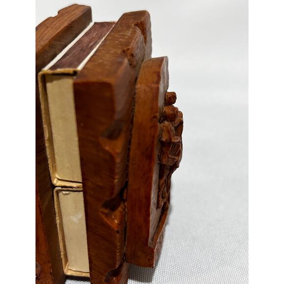 Vintage Beautifully hand carved Wooden Matchbox Holder Box Gran Canaria travel - Picture 11 of 12